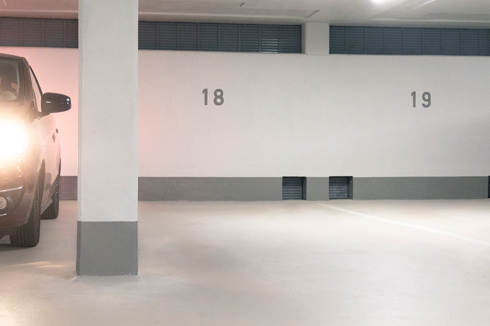 Nahaufnahme Parkplatz